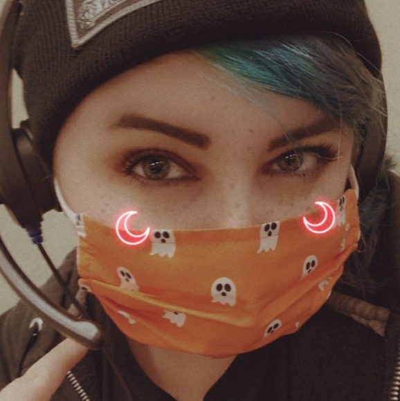 Meet your Posher, Cassandrah - Picture 9 of 15